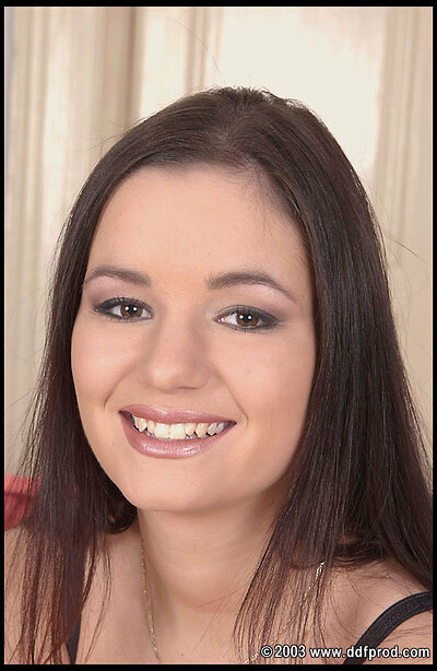 Владислава, 24 года, 5 размер груди